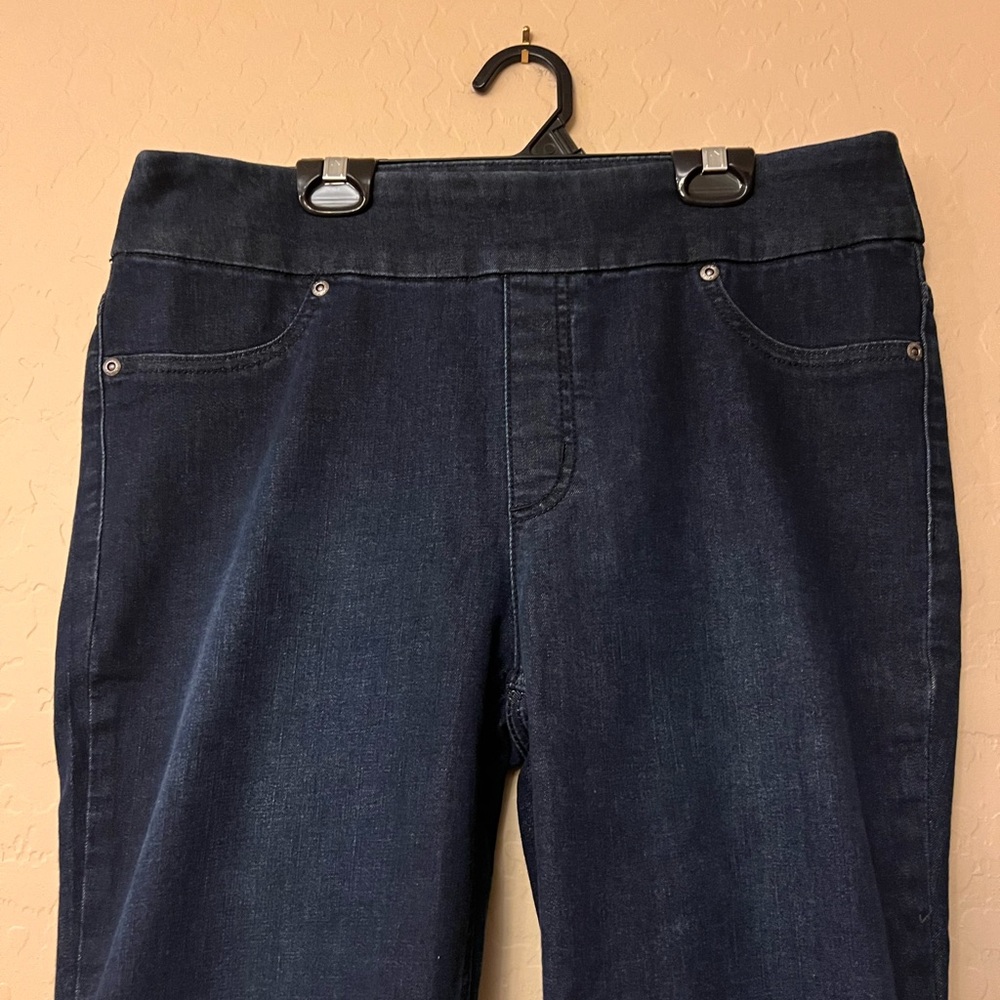 Chico’s Perfect Stretch Soft Jegging Capri Jeans - Picture 4 of 14